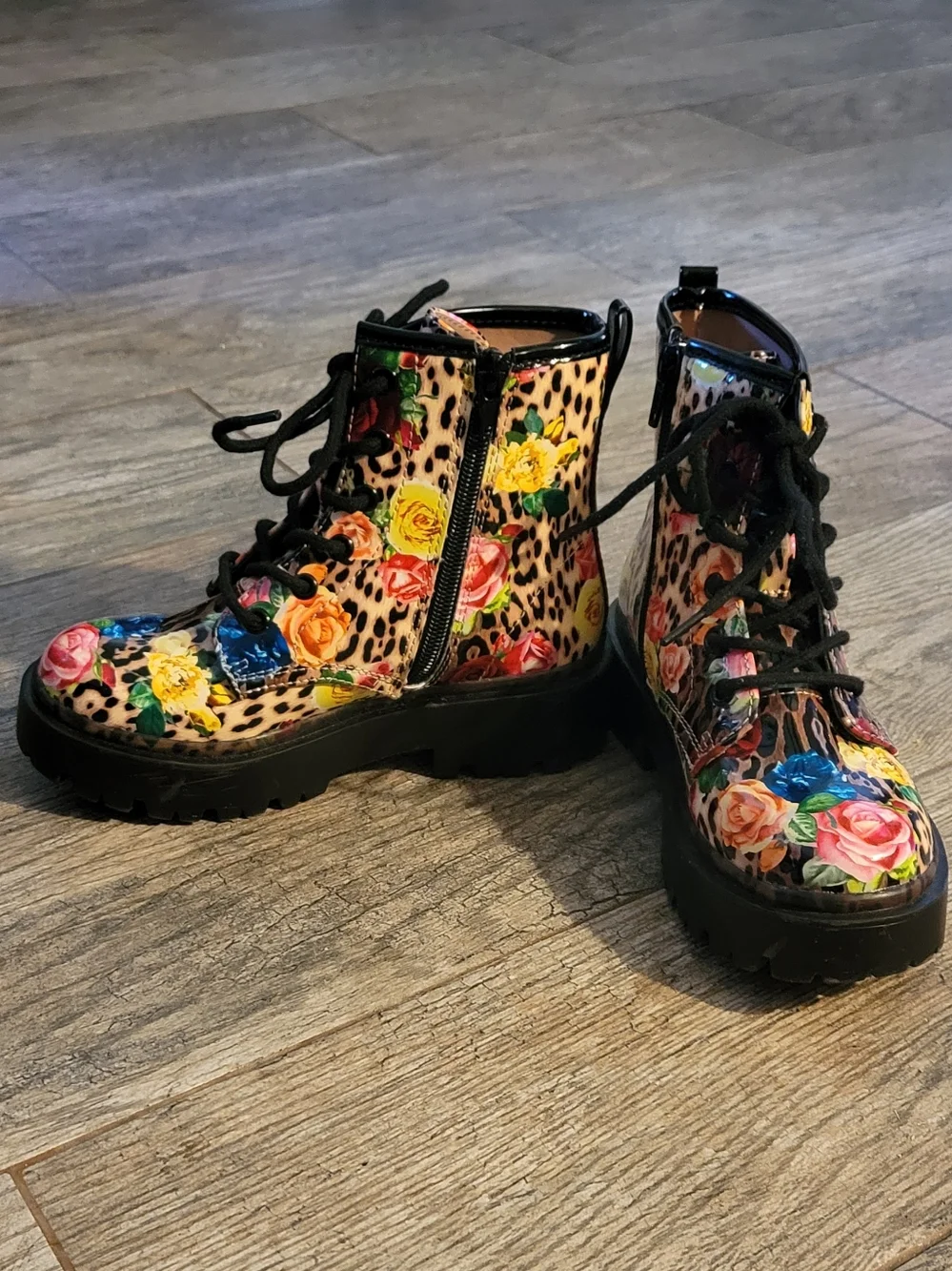Betsey Johnson BK-JOHN Leopard Floral Combat Boots Lace Up Chunky Lug Sole NEW